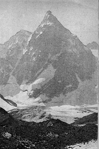 シュロフスキー峰